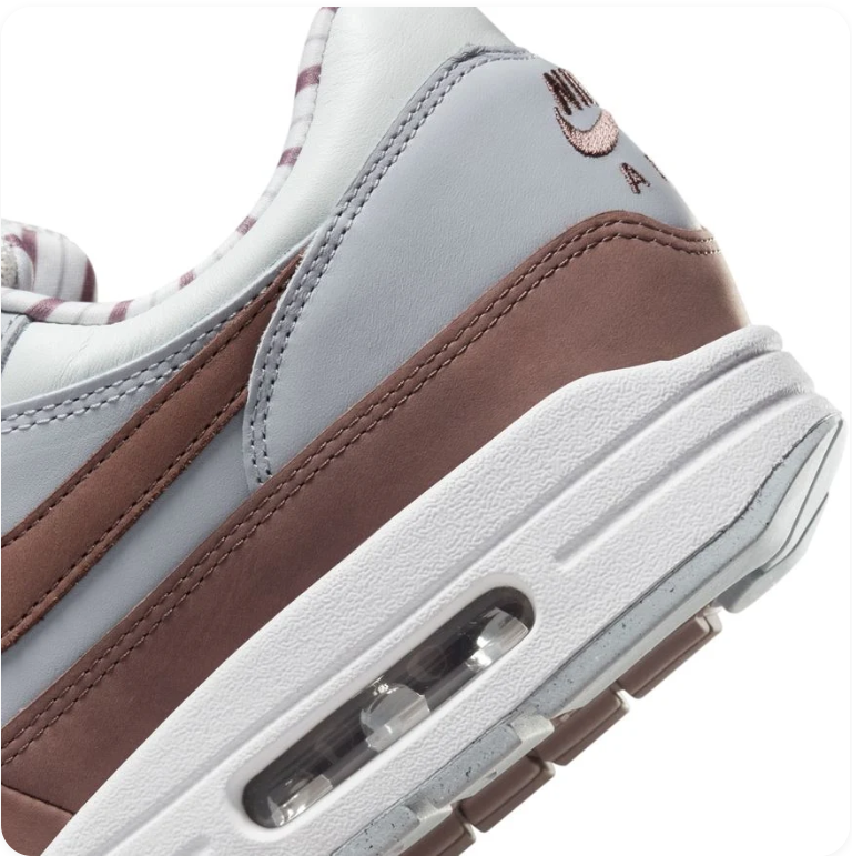 Nike Air Max 1 - Pure Platinum / Baroque Brown / Light Smoke Grey