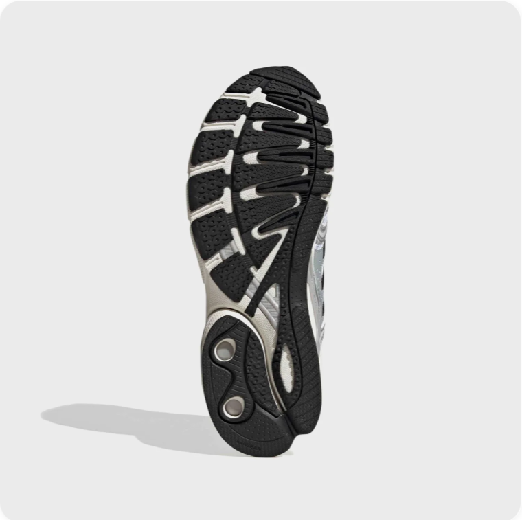 Adidas Response CL - Cloud White / Silver Metallic / Core Black