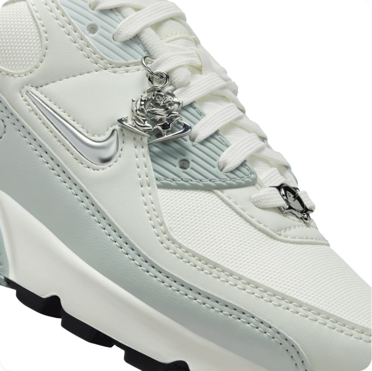 Nike Air Max 90 SE - Summit White / Metallic Silver / Mint
