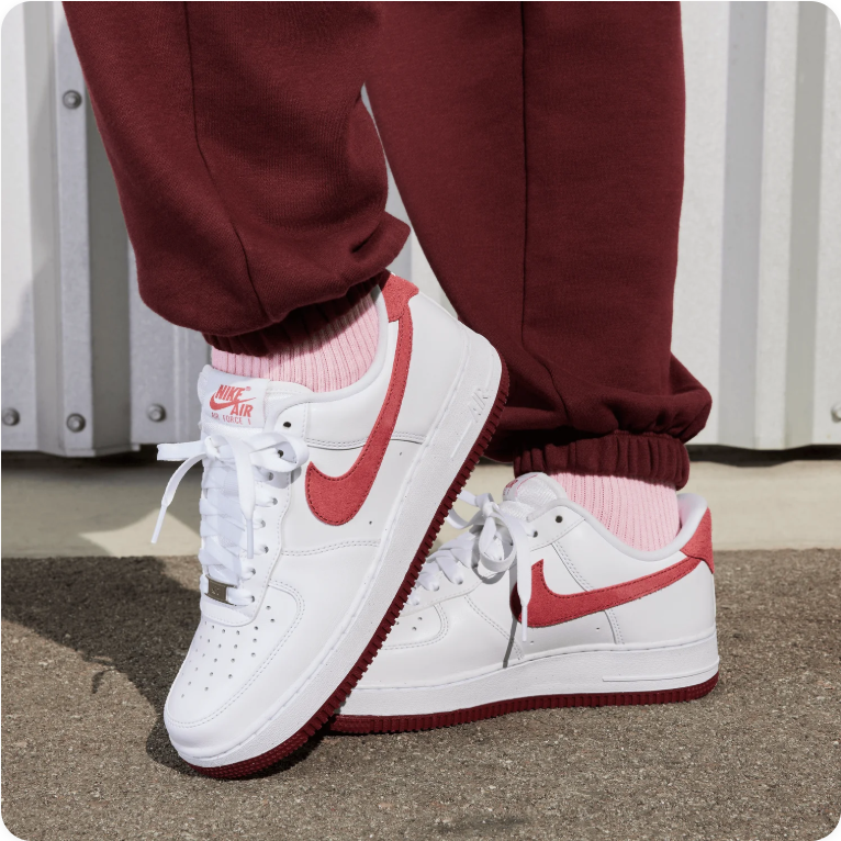 Nike Air Force 1 '07 - White / Adobe / Team Red